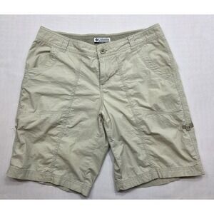 Columbia Women's Light Olive Hiking Shorts. Size 6